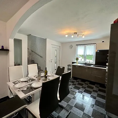 Villa Serenity Grizane-Belgrad